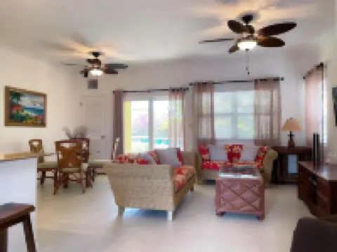 Villa Diez, Pool & Boat Charters