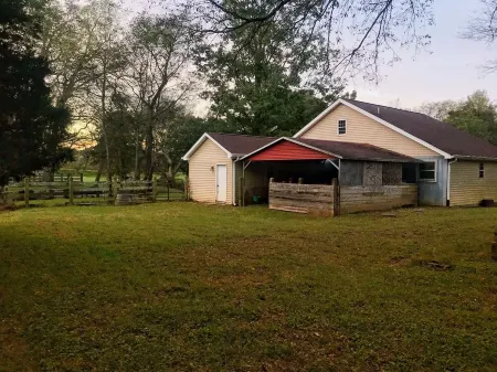 Hendersonville Ranch Getaway that is just 30 minutes from Music City