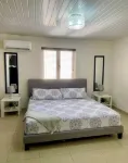 NEW!! Welcome to Villa Albisa!! 2 min from the beach!