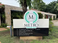 Luxury 3-bed -Jacuzzi villa with WiFi and AC in Juan Dolio Hotels in 