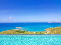 Private Paradise!  One level, panoramic views from every room! Hotels in Southside