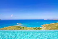 Private Paradise!  One level, panoramic views from every room!