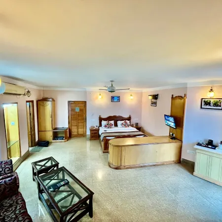 Hotel Asian Plaza Mcleodganj