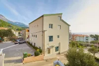 Apartments Zelic Tucepi - con vistas al mar
