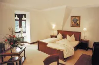 Schlosshotel Zum Markgrafen Hotels in Halberstadt