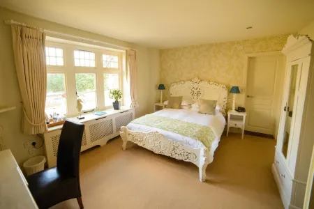 The Kings Arms Отели в г. Квин Кеймел