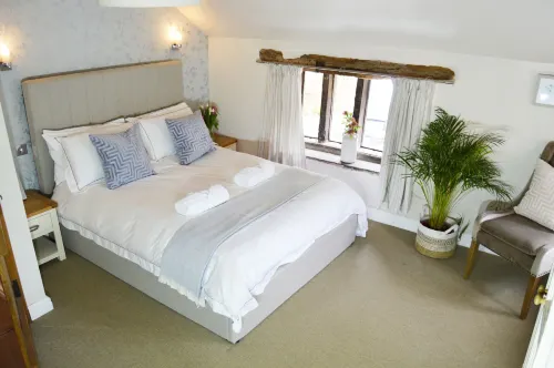 Goyt Cottage Hotels in Birch Vale