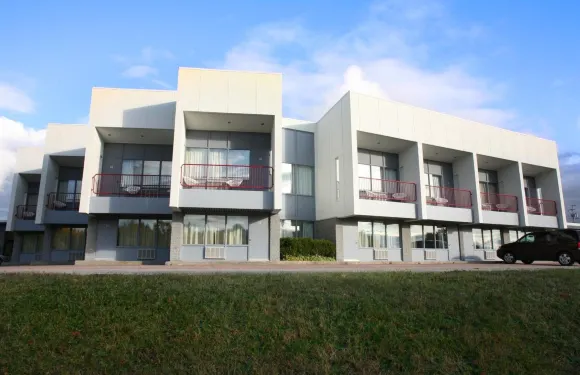 秋季之父汽車旅館