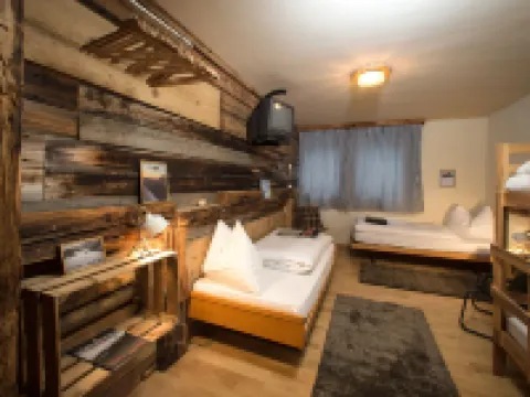 Arena Lodge Hotels in Flims