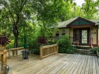 Hidden Springs Bed and Breakfast Hotels in Cedar Township