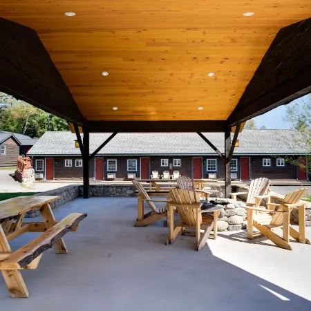 Cobble Mountain Lodge