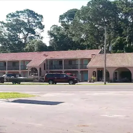 Apalachicola Bay Inn