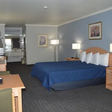 Budget Inn Hotels near Salinas River
