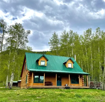 Beyul Retreat Hotels in Pitkin County