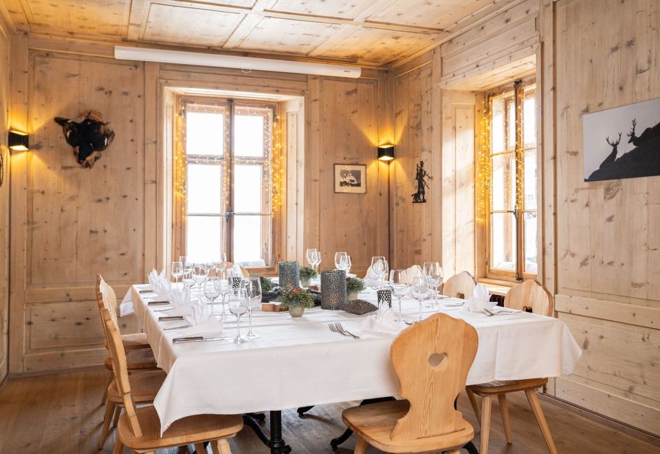 구아르다 로지 로비