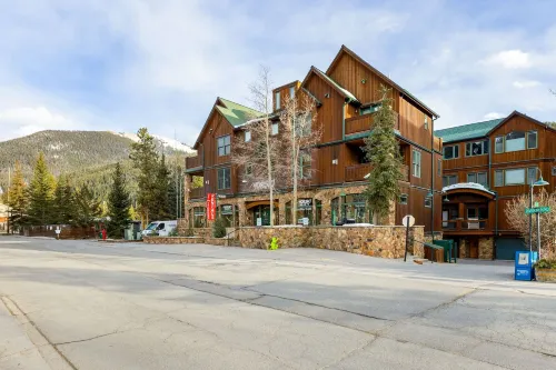 8201 Mill Creek - Private Hot Tub! Condo