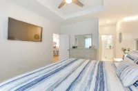 Serene Oak Island Home w/ Private Saltwater Pool! - 3-Sterne