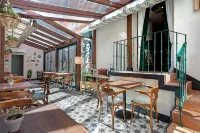 Hospedium Hotel la Farm Hotels in La Granja de San Ildefonso