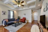 20% OFF Updated 3BR 2.5BTH Townhome - Pet-friendly - Fast WiFi-Driveaway Parking - Wi-Fi