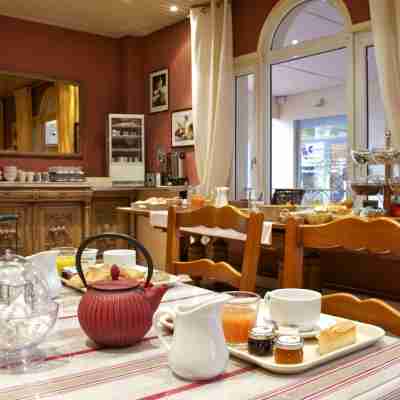 Hôtel Sully Dining/Meeting Rooms