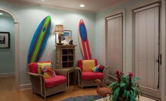 Summer House 4 Bedroom Holiday Home by Bald Head Island - Housity