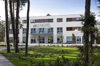 Z-Hotel Business & Spa - piscina