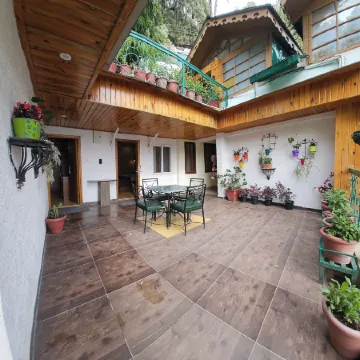 Mongas Hotel & Resort