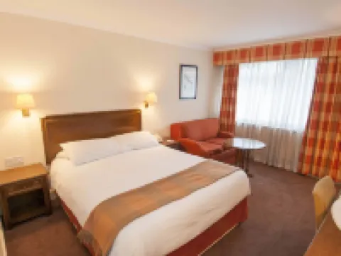 Roebuck Inn Hotels in Stevenage