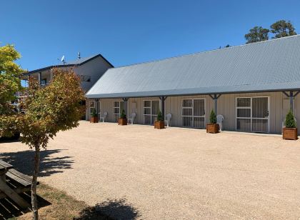 Collingwood Park Motel