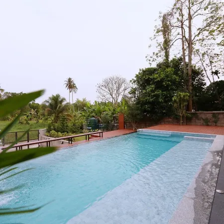 Canvas Family Home