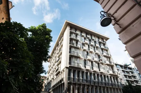 Hotel Nologo Отели рядом с достопримечательностью «Кафедральный собор Сан-Лоренцо»