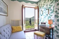 Apartment With View - Right in City Center