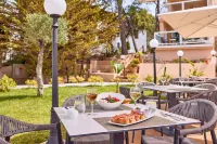 Universal Aparthotel Don Camilo Hotels in Sant Elm