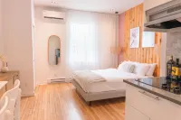 Unique Stays - 4114 St-Denis -  Ferienwohnungen
