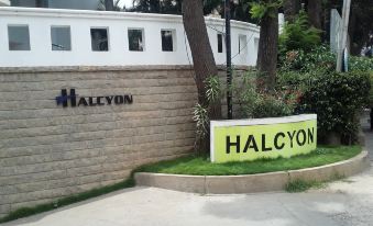 Halcyon Hotel Residences Koramangala - Bangalore