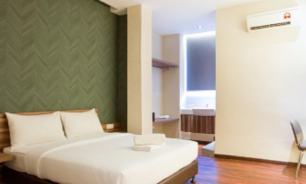D Elegance Hotel