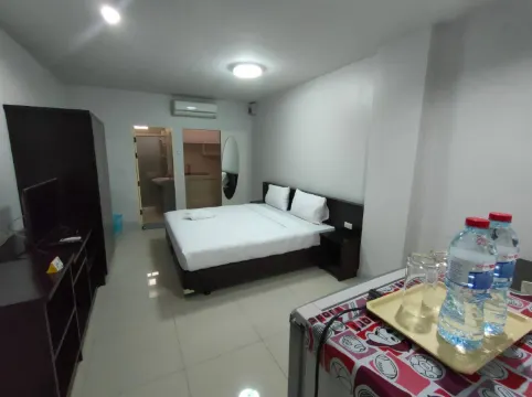 ห้องซูพีเรียร์ เตียงใหญ่ 1 เตียง