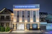 Consti Hotel Tashkent