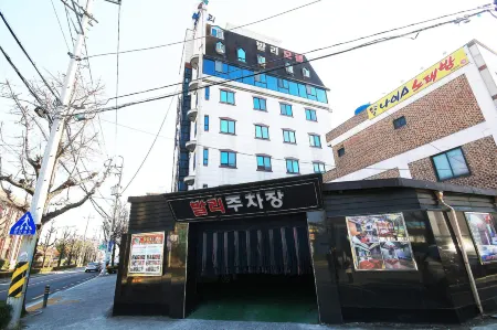 Suncheon Bali Отели в г. Сунчхон