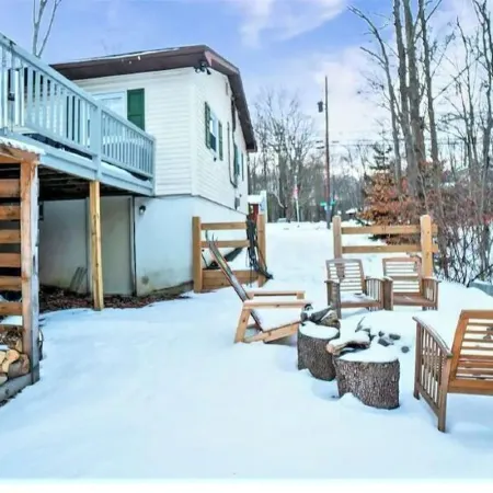LAKEFRONT - Lake Escape - Arrowhead Lake Community