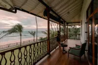 Family Beach Villa Located on An Incredible Beach