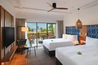 Outrigger Fiji Beach Resort Hotels in Tagaqe