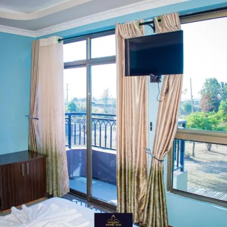 Hotel Taji