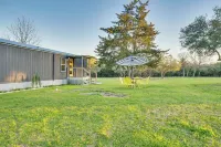 Near Majek Vineyard Private Schulenburg Cabin - 3-Star