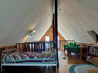 Design-forward Frio cabin with epic views & pool