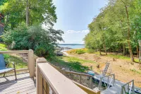 Blue Ridge Lake Home w/ Hot Tub in Morganton! - Boutique