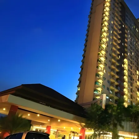 Solo Paragon Hotel & Residence