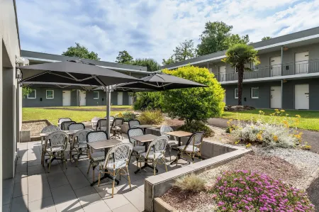 Sure Hotel by Best Western Mont-De-Marsan Отели в г. Мон-де-Марсан