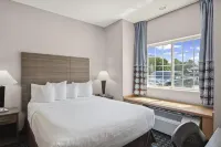 Sonesta Essential Hotels & Suites Kansas City Blue Springs Hotels in Jackson County