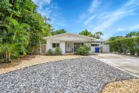 Inn on the Drive ( Adults Only) - 2-Star